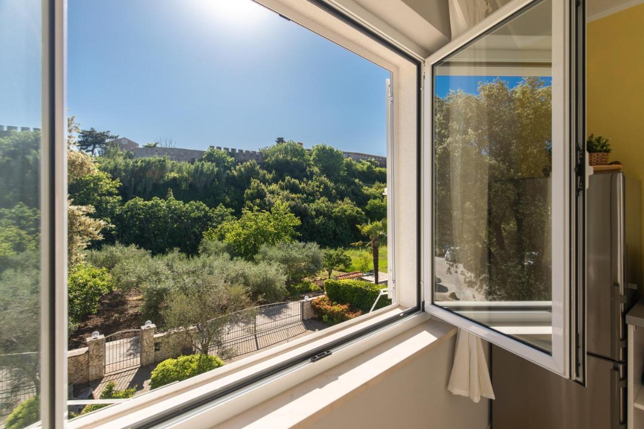 Apartment Portapisana Just 50M From The Beach Krk Town Exterior photo