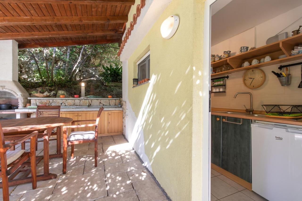 Apartment Portapisana Just 50M From The Beach Krk Town Exterior photo