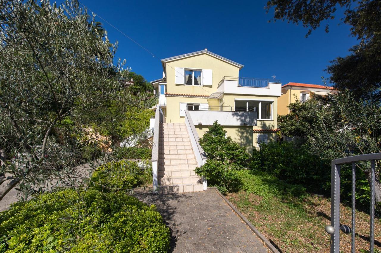 Apartment Portapisana Just 50M From The Beach Krk Town Exterior photo